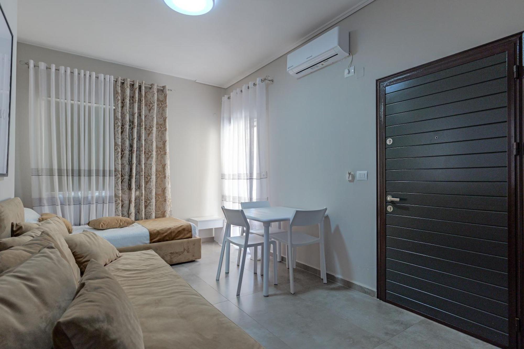 Costa Verde Suites Saranda Exterior foto